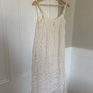 Lace dress